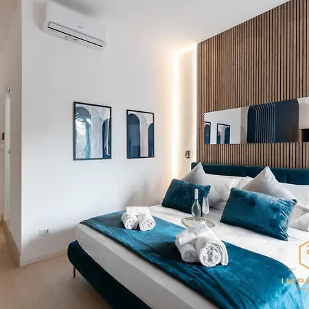 Imperium Aquilae - Luxury Guest House, 300mt To Metro, 8 Min To Colosseum Rom